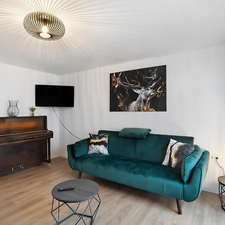 Kerbe Apartment